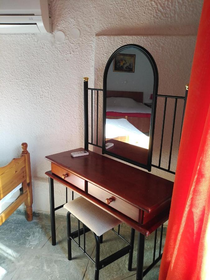 סיווירי Rebekka'S Guest House Elani מראה חיצוני תמונה