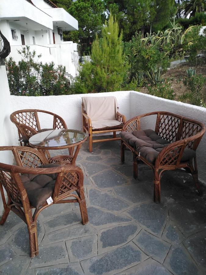 סיווירי Rebekka'S Guest House Elani מראה חיצוני תמונה
